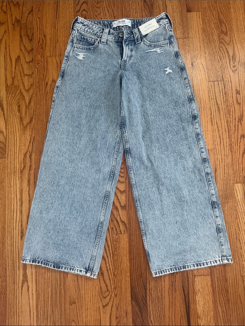 Women’s jeans-with tags never worn